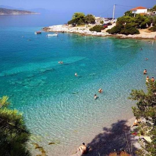 Guesthouse Aggelos Porto Germeno エクステリア 写真