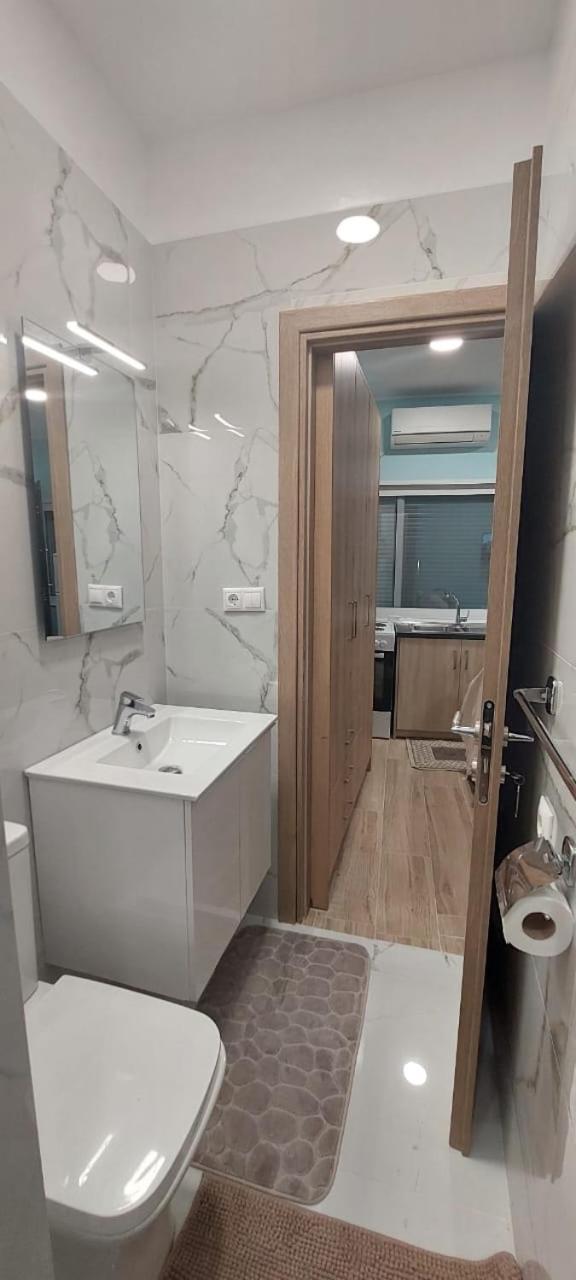 Guesthouse Aggelos Porto Germeno エクステリア 写真